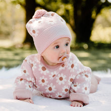 Load image into Gallery viewer, Kynd Baby Jacquard Knit Beanie - Paper Daisy